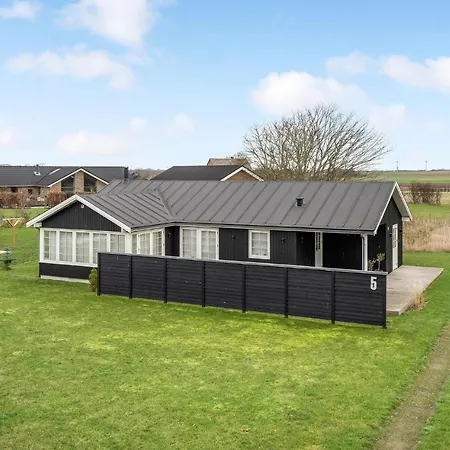 Holiday home Lovely In With Wifi *
