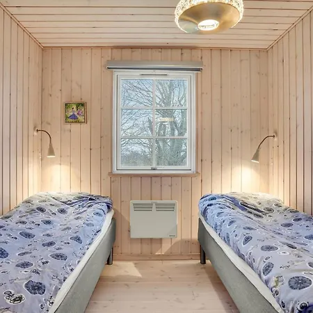 Feriehus Lovely In With Wifi *